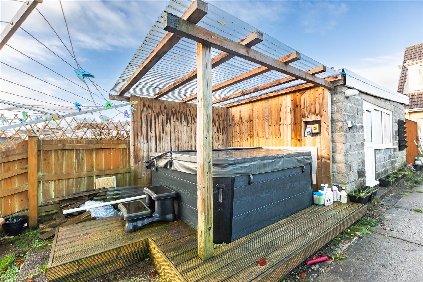 Woodfield Avenue, Pontlliw, SWANSEA, SA4 9EQ